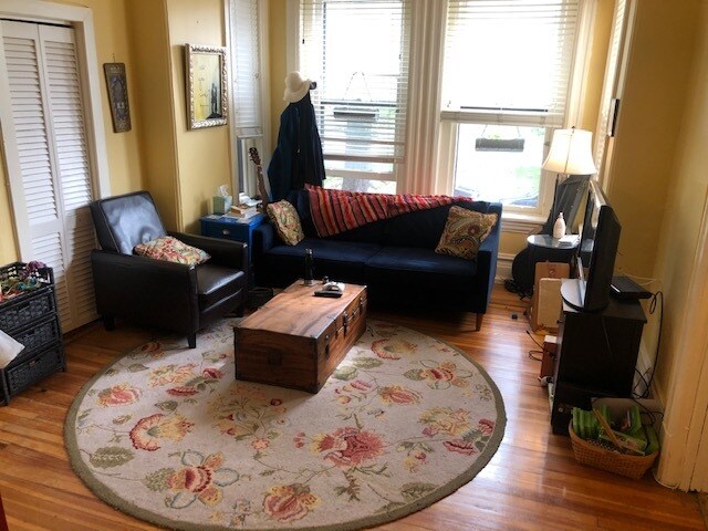 Living Room - 2300 19th St NW