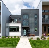 Building Photo - Natural Light Galore!