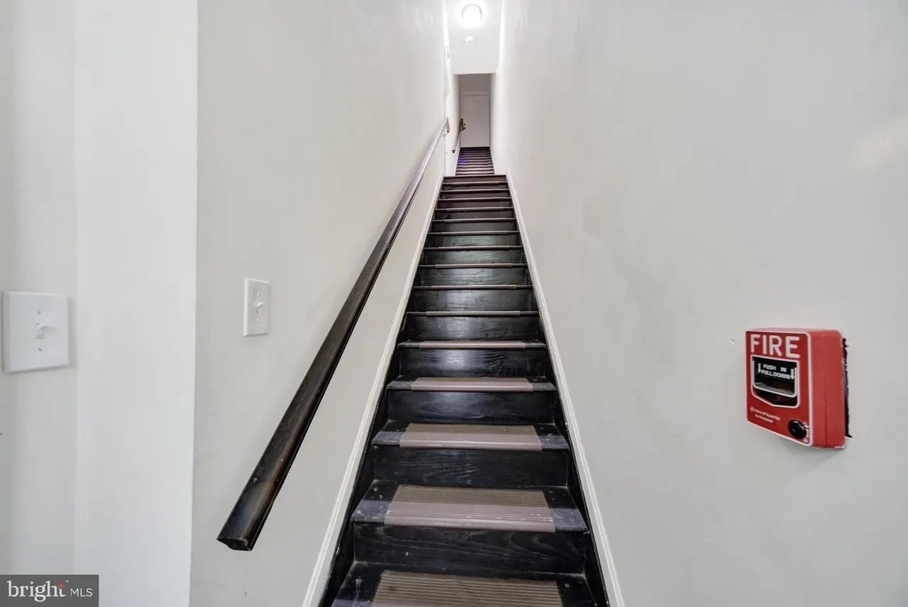 Building Photo - 2517 Saint Paul St