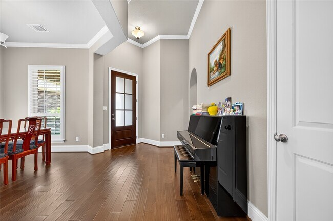 Building Photo - 14 Cottage Glen Ln