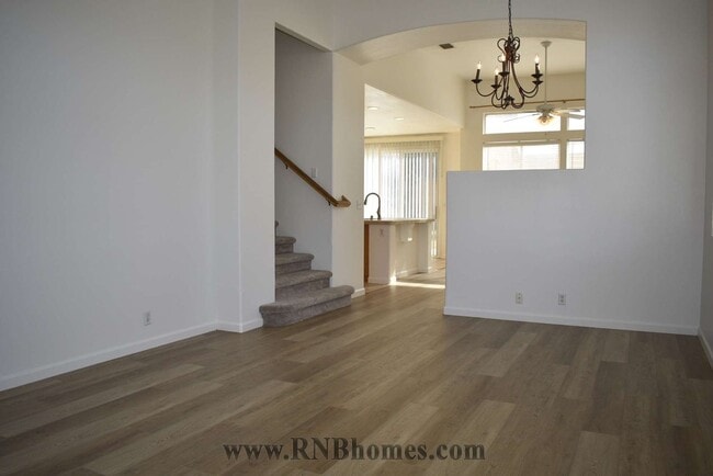 Building Photo - 2108 Macaw Ln