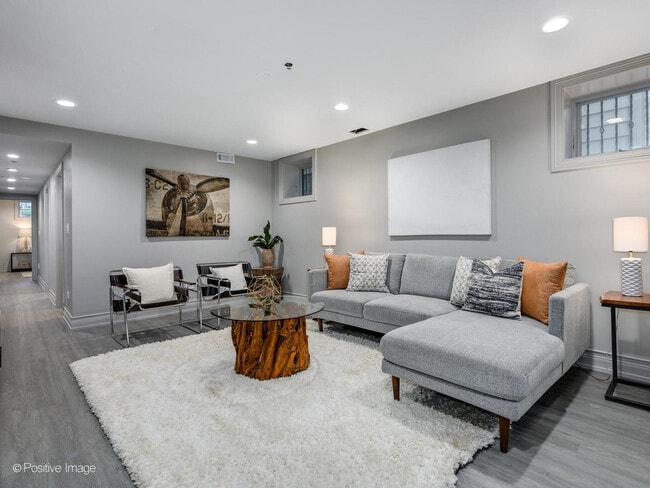 Building Photo - 1143 W Montana St