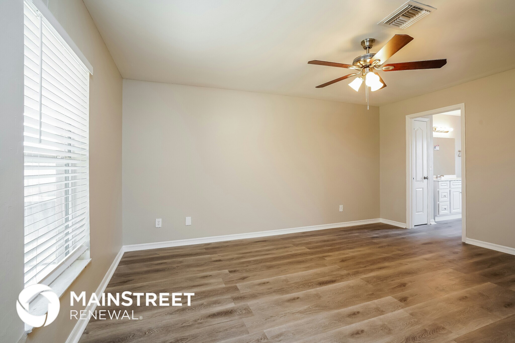 Building Photo - 113 NW 29th Terrace