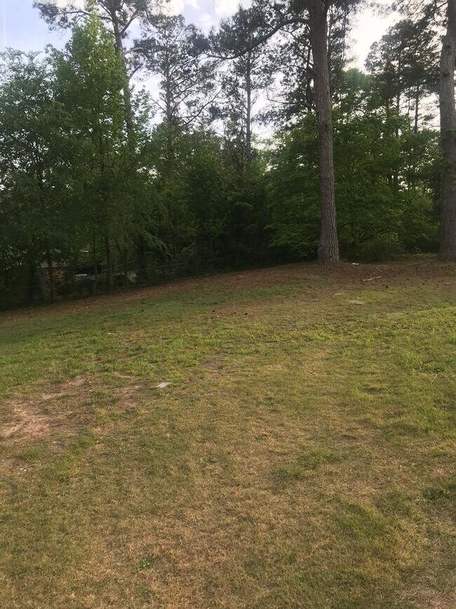 Building Photo - 3604 Abbey Rd