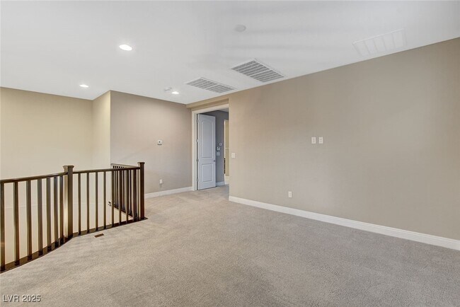 Building Photo - 12217 Nasino Ave