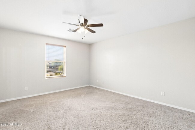Building Photo - 1748 N Logan Ln