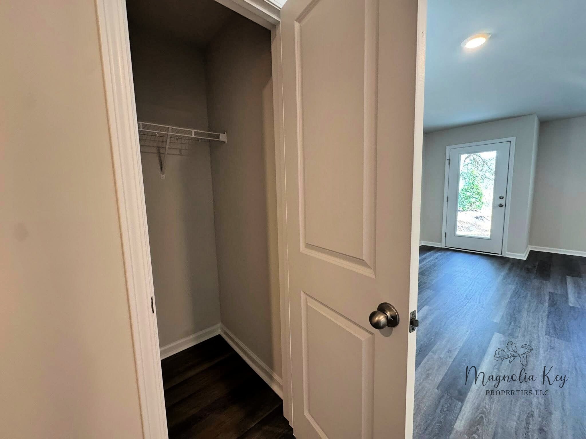 Building Photo - 555 Gemstone Blvd