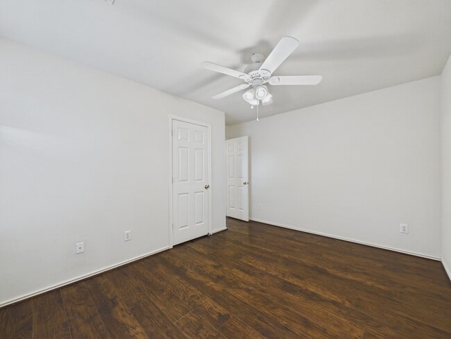 Building Photo - 1151 Andover Dr