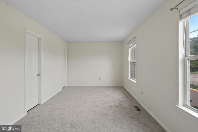 Building Photo - 606 Ransom Ct