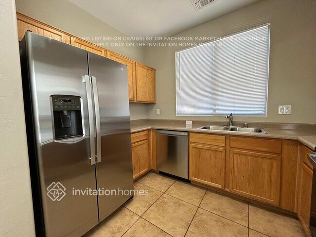 Building Photo - 11382 W Pima St