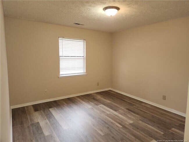 Building Photo - 7062 Calamar Dr