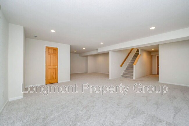 Building Photo - 1333 Charles Dr