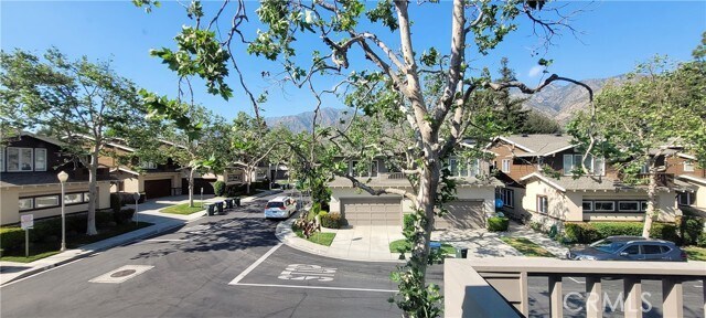 Building Photo - 2764 Heritage Dr