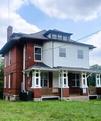 Building Photo - 3636 Reading Rd