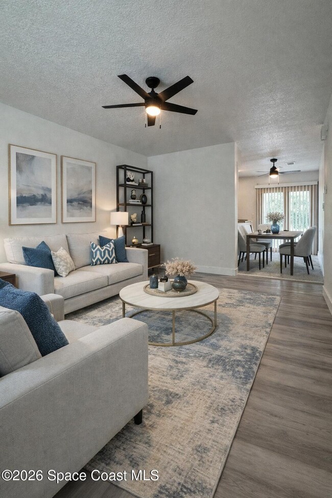 Building Photo - 304 Palm Ave