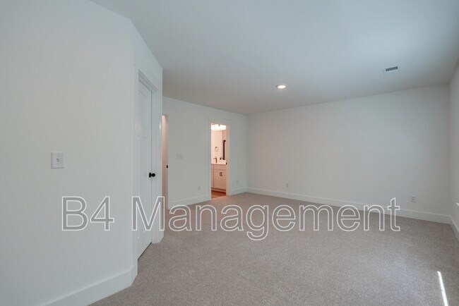 Building Photo - 416 W Parima Ct