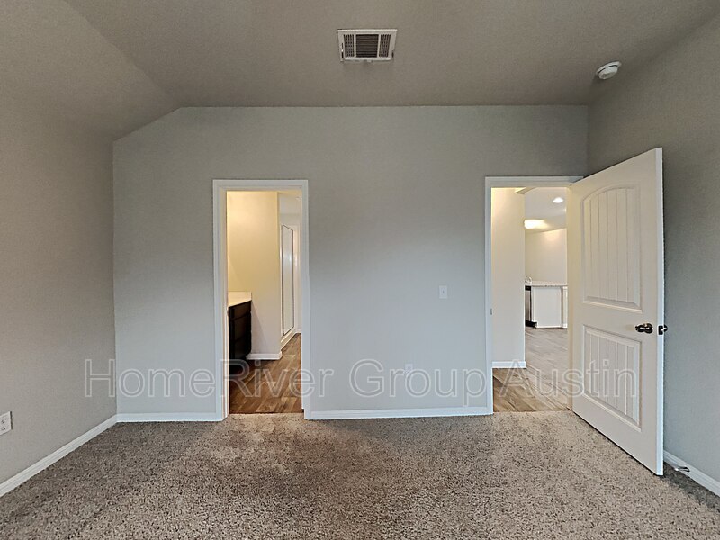 Building Photo - 120 Blue Sage Dr