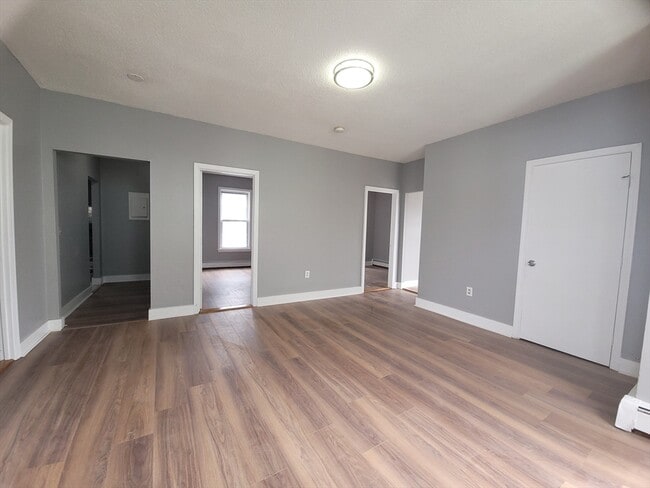 Building Photo - 26 Endicott St