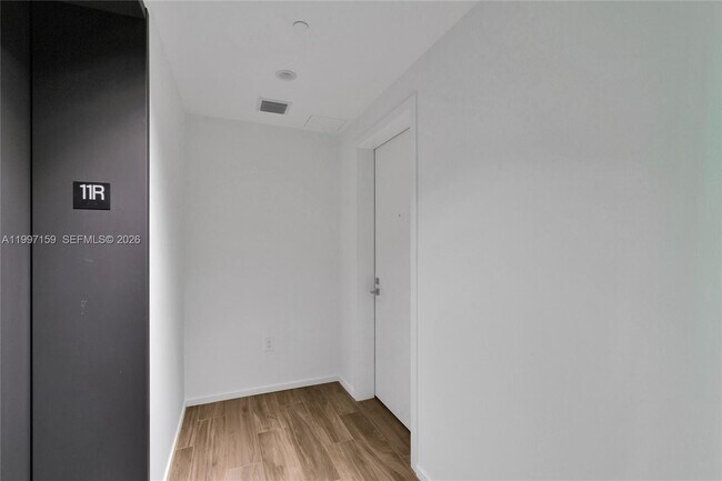 Building Photo - 801 S Miami Ave