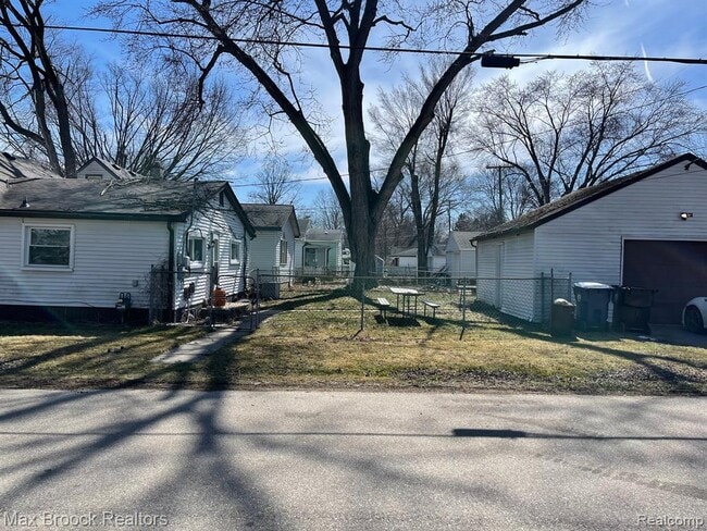 Building Photo - 19997 Negaunee