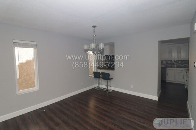 Building Photo - Beautiful Spring Valley home, tri floor 4 ...