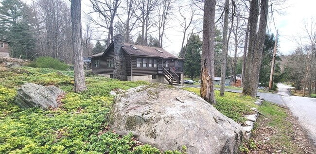 Building Photo - 41 Catskill Trail