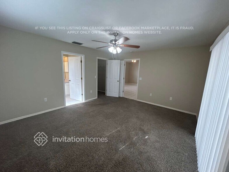 Building Photo - 5190 Old Ashwood Dr