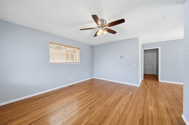 Building Photo - 8936 E 33rd Pl