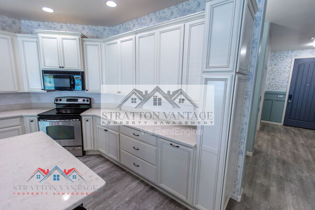 Building Photo - 21748 E Escalante Rd