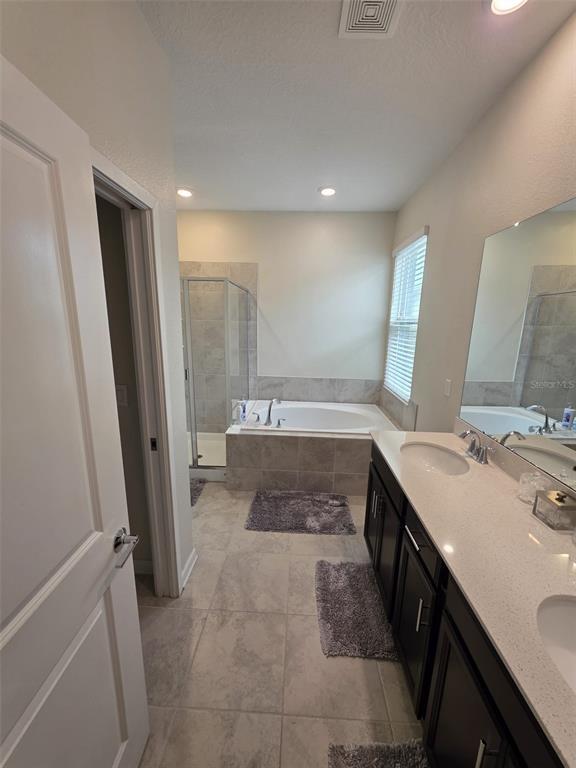 Building Photo - 5574 Bakewell Pl