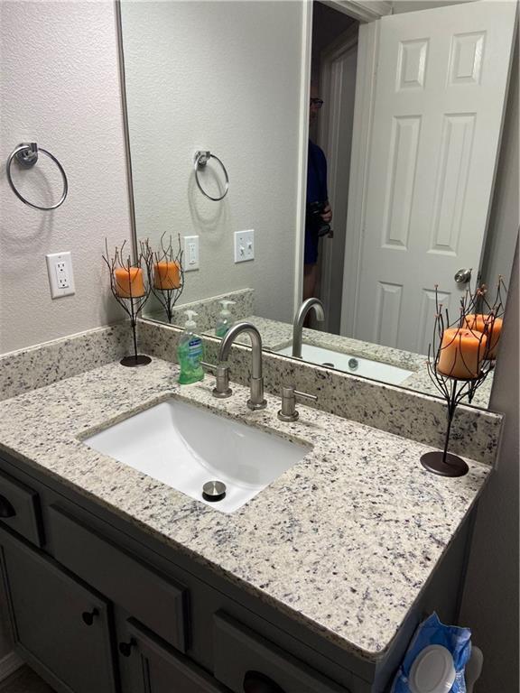 Building Photo - 15 Rillington Dr