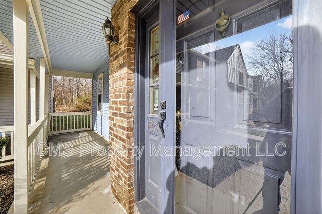 Building Photo - 1803 Poplar Ct