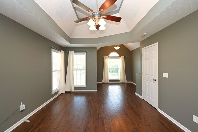 Building Photo - **BEAUTIFUL, WELL-MAINTAINED BRICK HOME ON A LOVELY 0.63-ACRE LOT IN A DESIRABLE NEIGHBORHOOD**