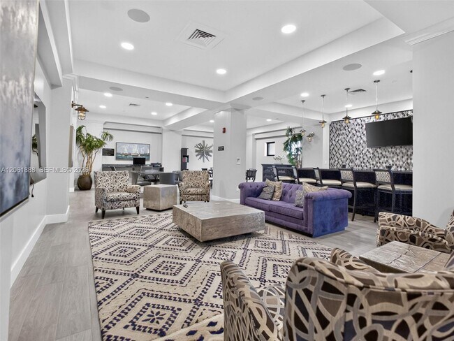 Building Photo - 2501 S Ocean Dr
