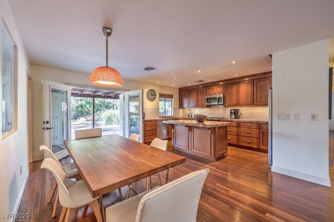 Building Photo - 3931 Maranatha Cir