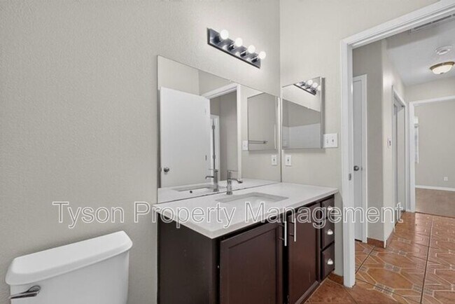 Building Photo - 1609 Rolling Rock Pl SW