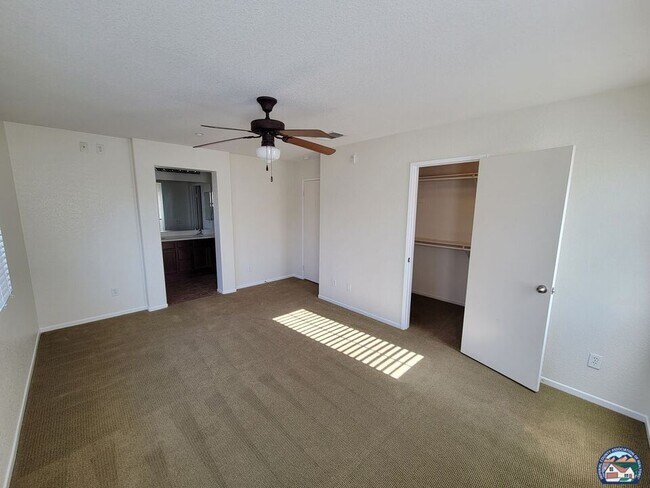 Building Photo - 642 Brewer Rd