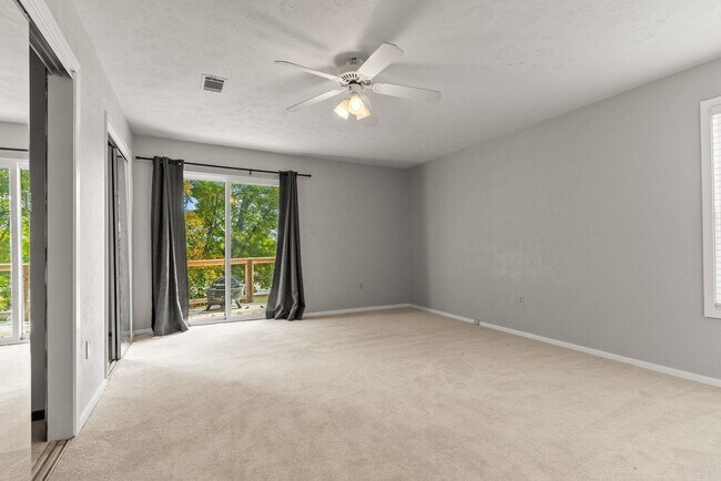 Building Photo - 102 Windwood Ln