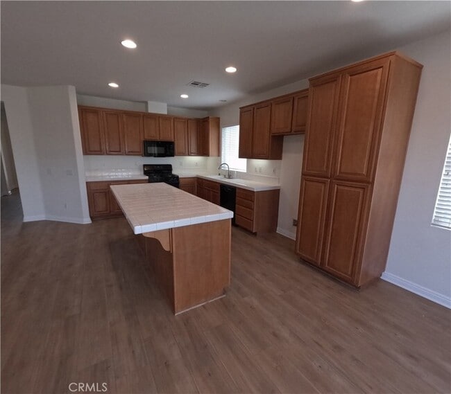 Building Photo - 34563 Wintersweet Ln