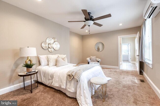 Building Photo - 23 N Chester St