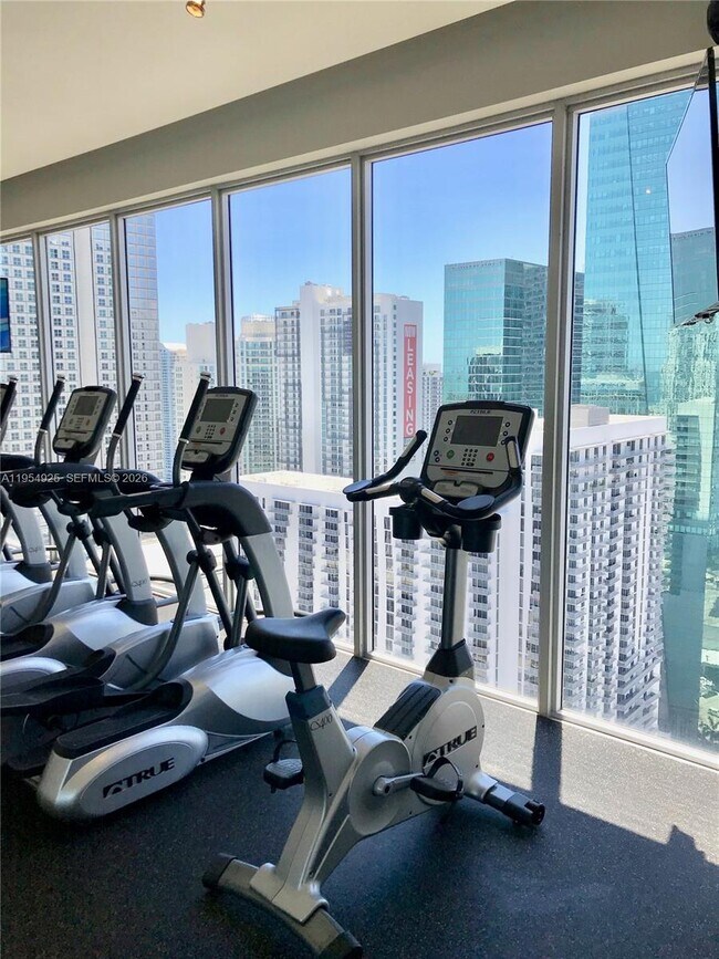 Building Photo - 151 SE 1st St