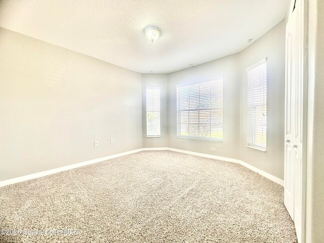 Building Photo - 2817 Mondavi Dr