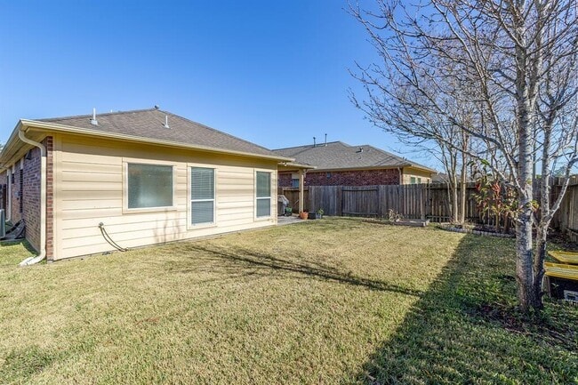 Building Photo - 27523 Rebecca Field Ln