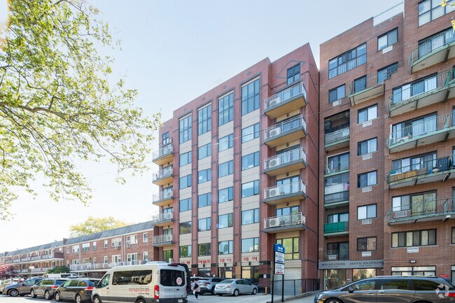 Building Photo - Buckingham Apartments