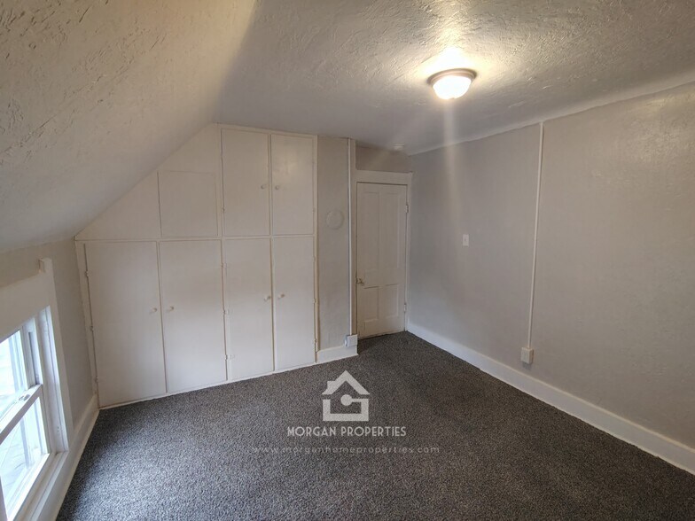 Building Photo - 1723 Morton St