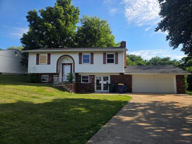 Building Photo - 4BR-2BA Single Family Rental Home - Washington MO 63090