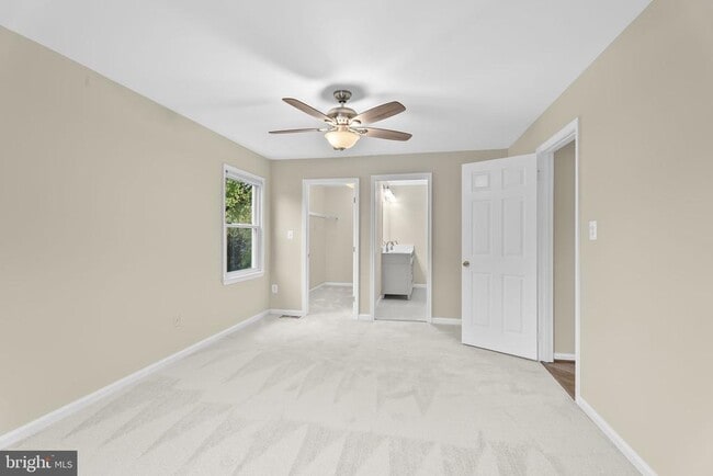 Building Photo - 7603 Woodstown Dr