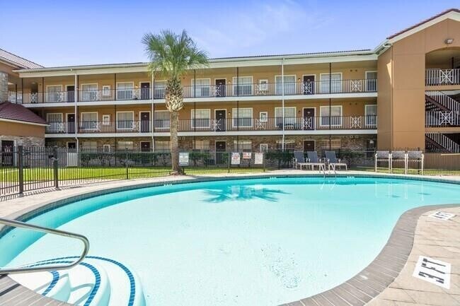Primary Photo - 6259 Westheimer Rd