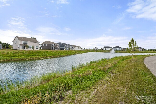Building Photo - 14932 S McCarthy Cir
