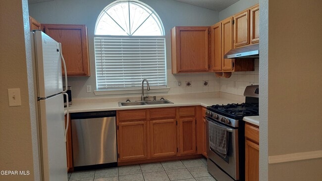 Building Photo - 12124 Fred Carter Dr